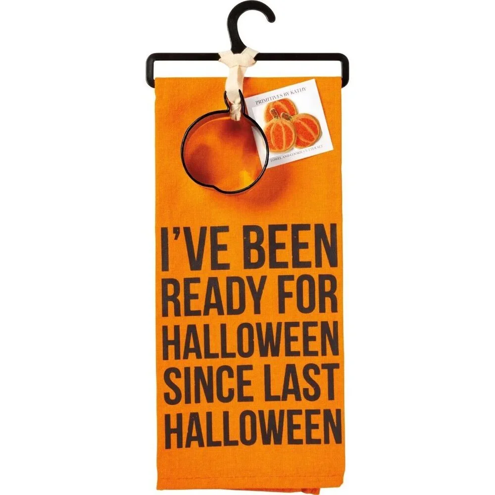 Halloween Kitchen Towel Set with Pumpkin Cookie Cutter Primitives By Kathy